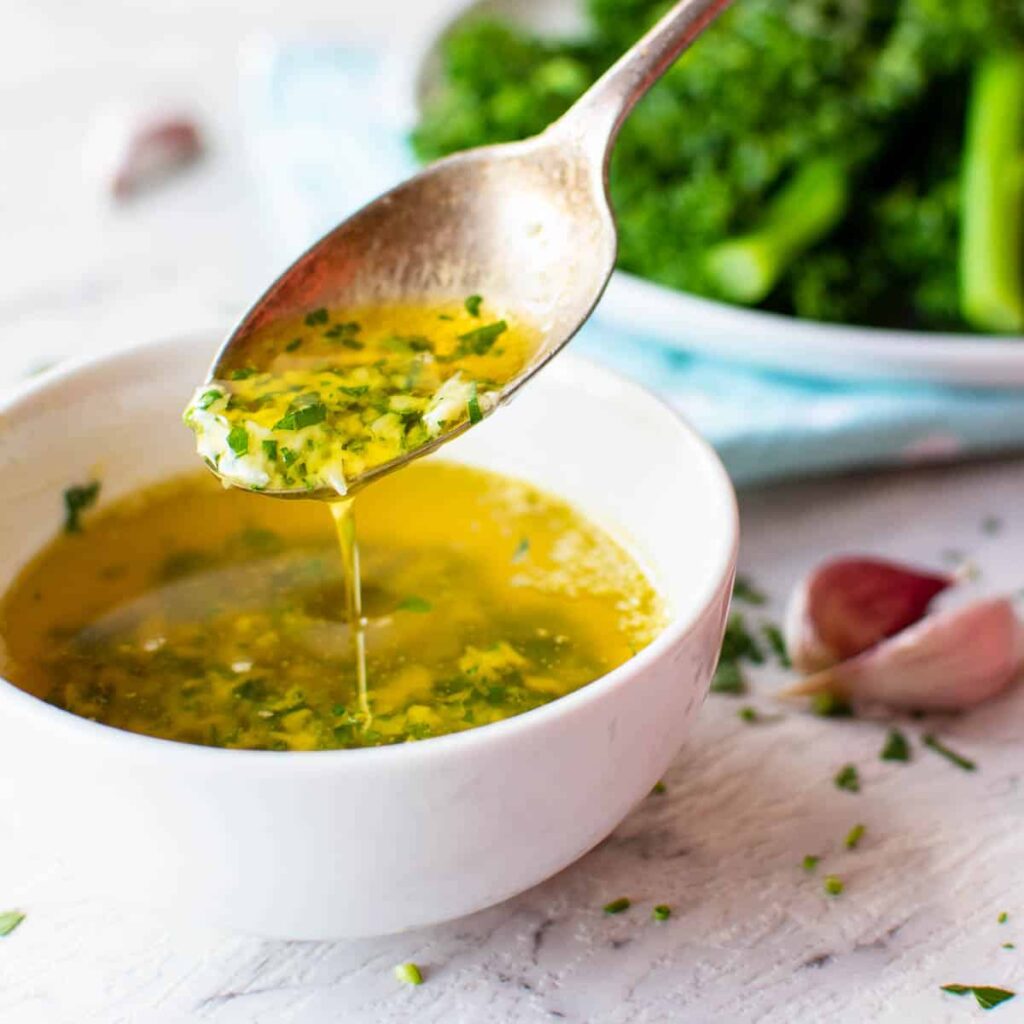 How to Make Garlic Butter Sauce
